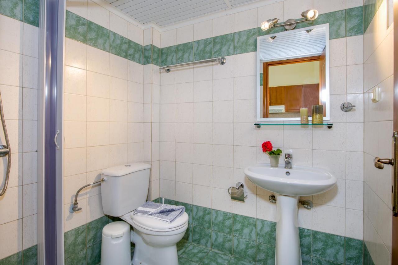 Dias Hotel Apartments Agia Marina 外观 照片