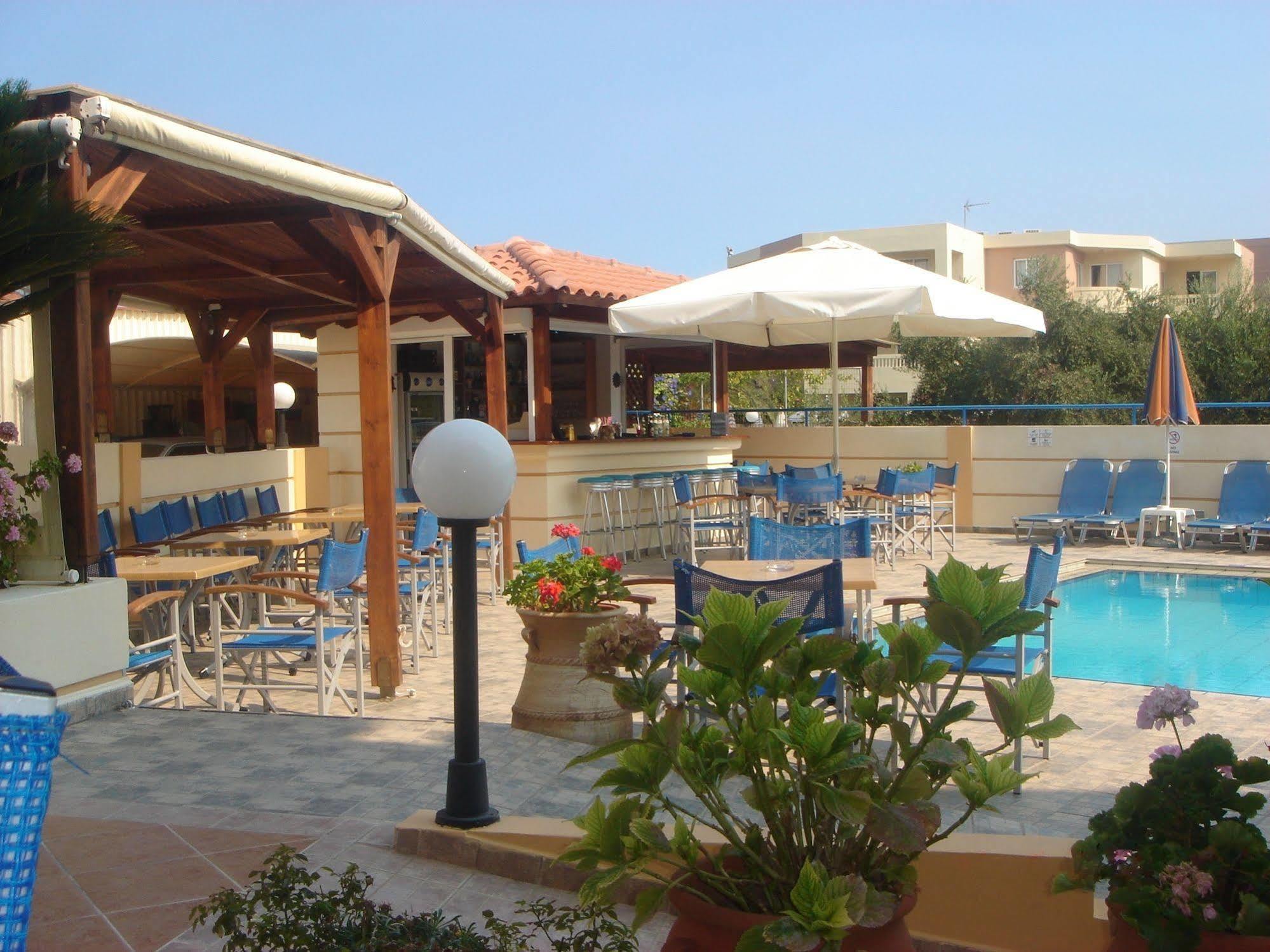 Dias Hotel Apartments Agia Marina 外观 照片