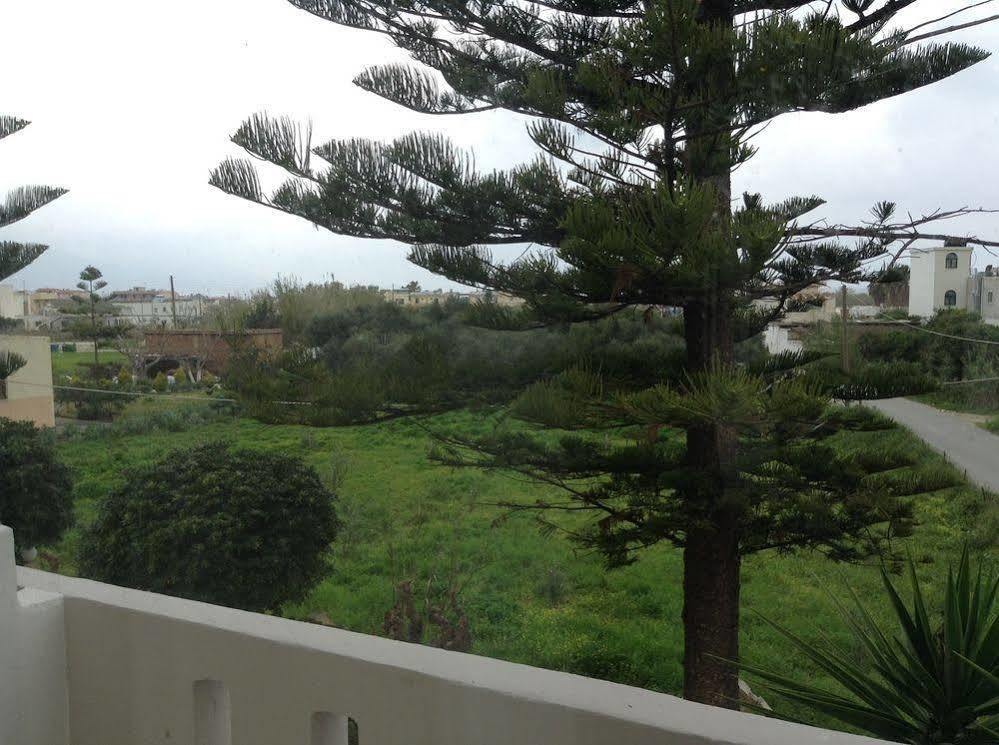 Dias Hotel Apartments Agia Marina 外观 照片